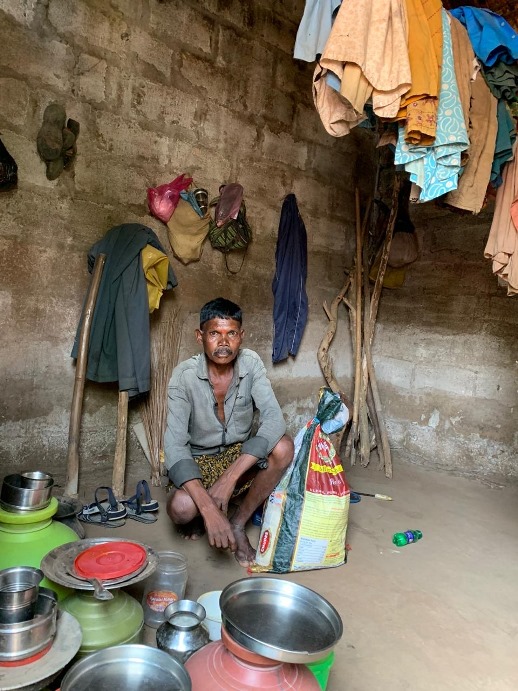 Nepal - Visit poor families (1)